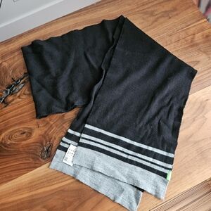 Stylish Hugo Boss Black and Gray Striped Scarf